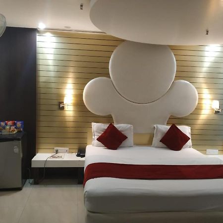Hotel D'Grand Барейли Екстериор снимка