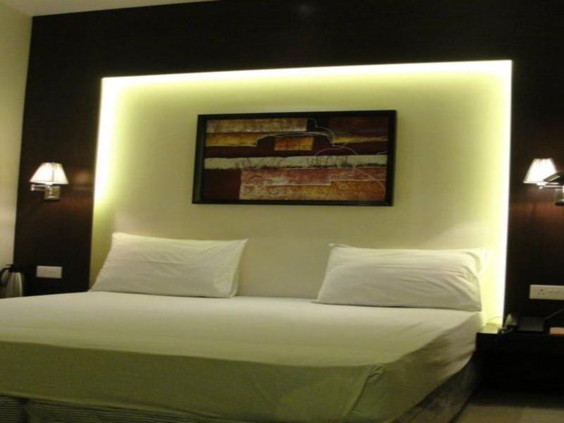 Hotel D'Grand Барейли Екстериор снимка