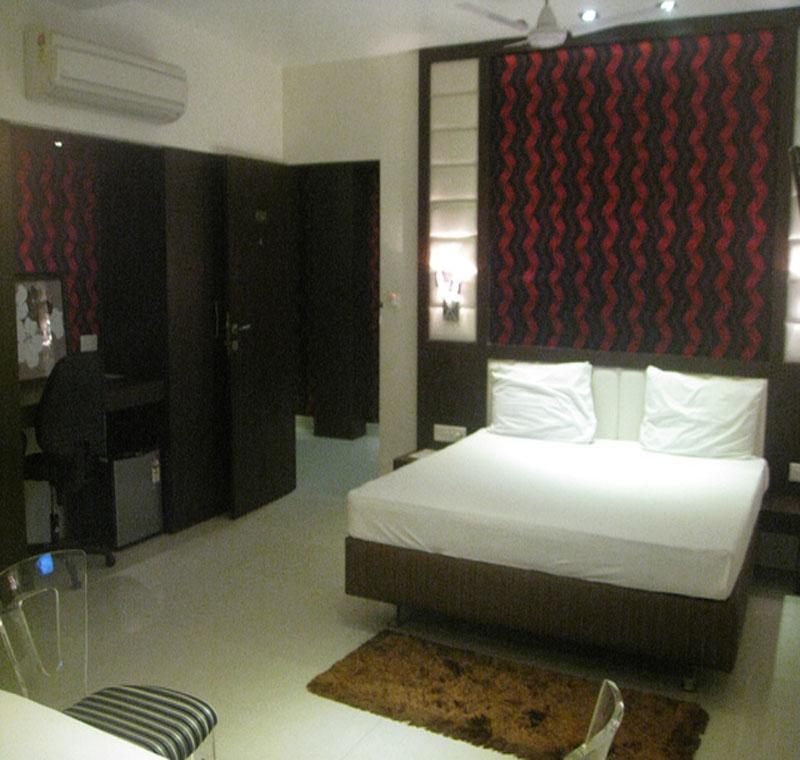 Hotel D'Grand Барейли Екстериор снимка